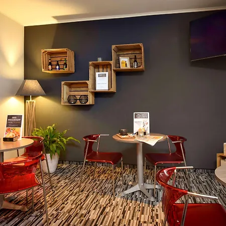 Ibis Centre Gare Hotel 3*