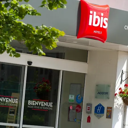 Ibis Centre Gare 3* シャルルロワ