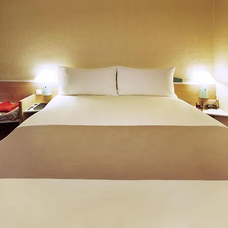 Hotel Ibis Centre Gare Charleroi