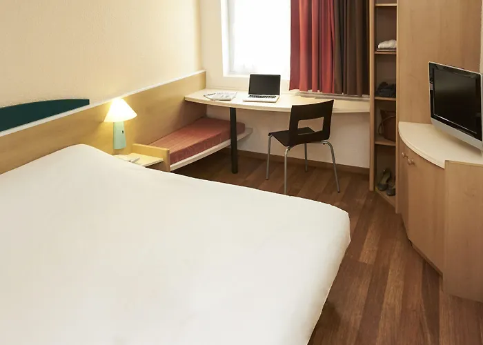 Hotel Ibis Centre Gare Charleroi
